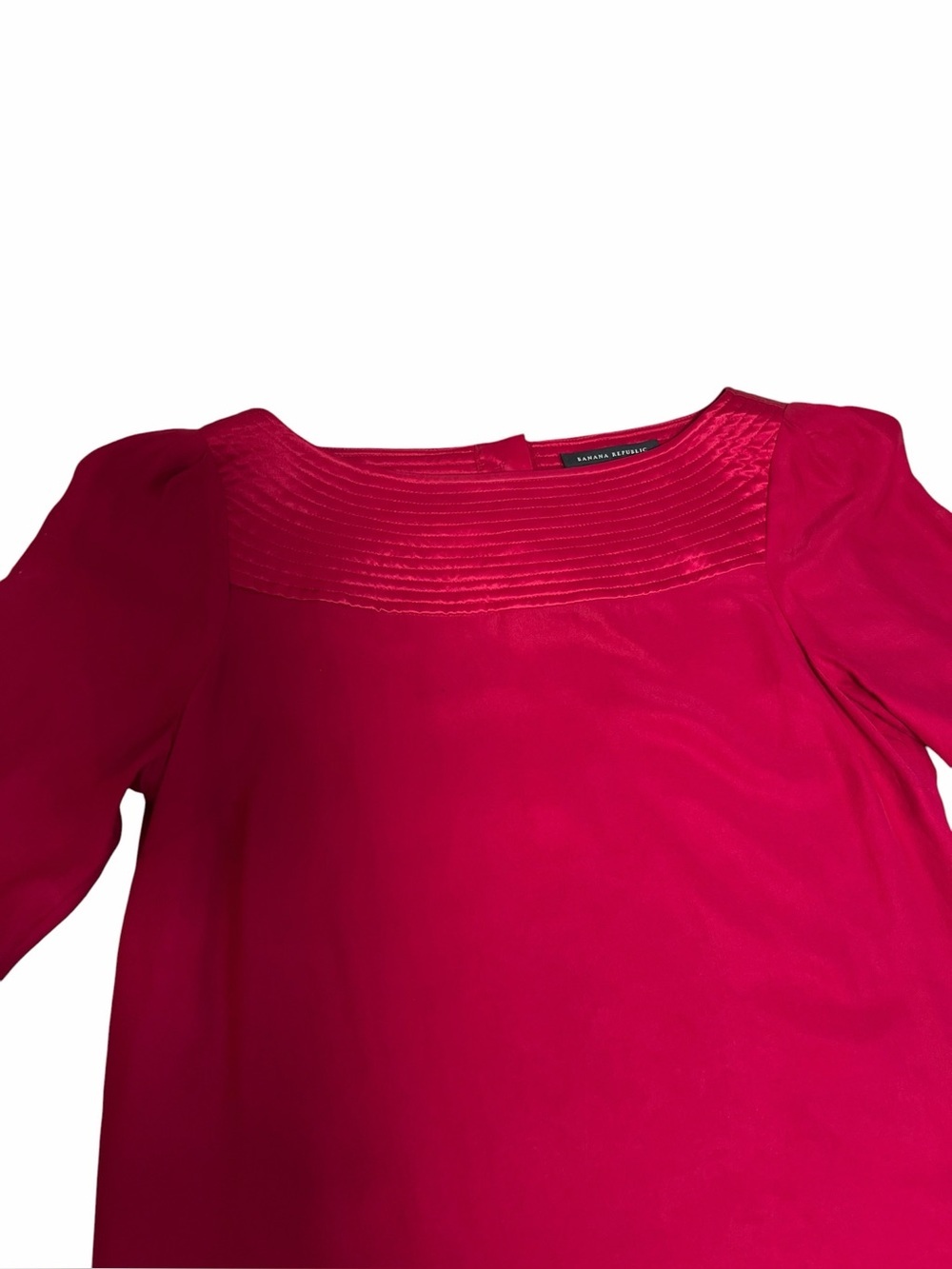 Banana Republic 100% Silk Blouse Small Red Pintuck Square Neck Top - Picture 6 of 10